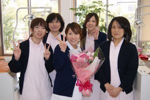 藤岡さんを囲んで1.jpg